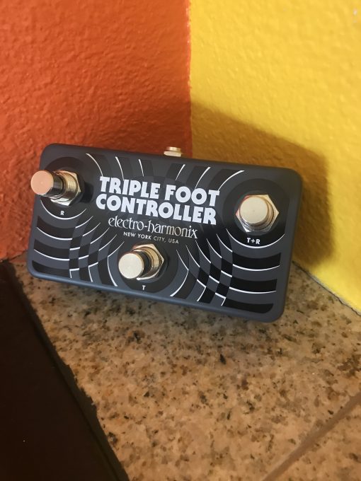 Electro Harmonix EHX Triple Foot Controller control Eventide Strymon DigiTech TC Electronic DOD etc