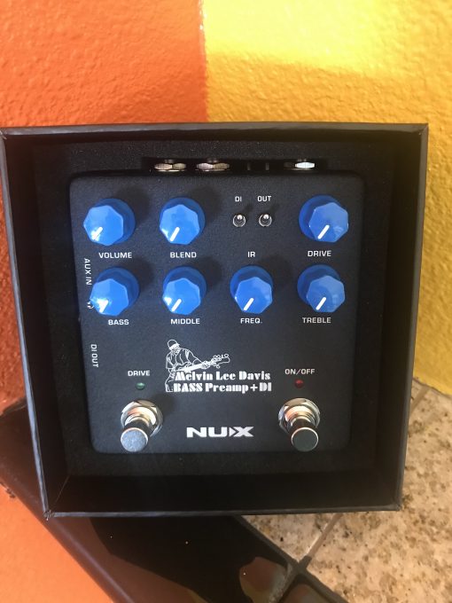 NEW NUX Melvin Lee Davis BASS Preamp + DI Effect Pedal