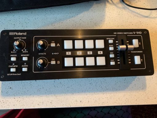 Roland V-1HD 4 Channel Video Mixer (w/Carrying Case)