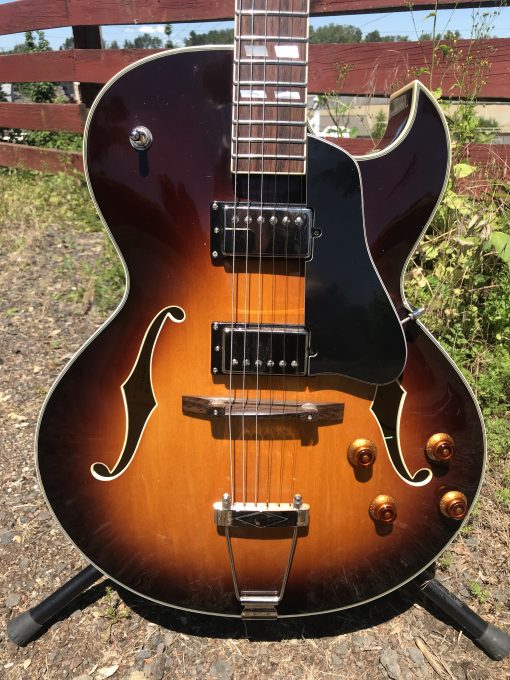 Eastman AR372CE-SB Archtop Electric Jazz / Blues Guitar ES-175