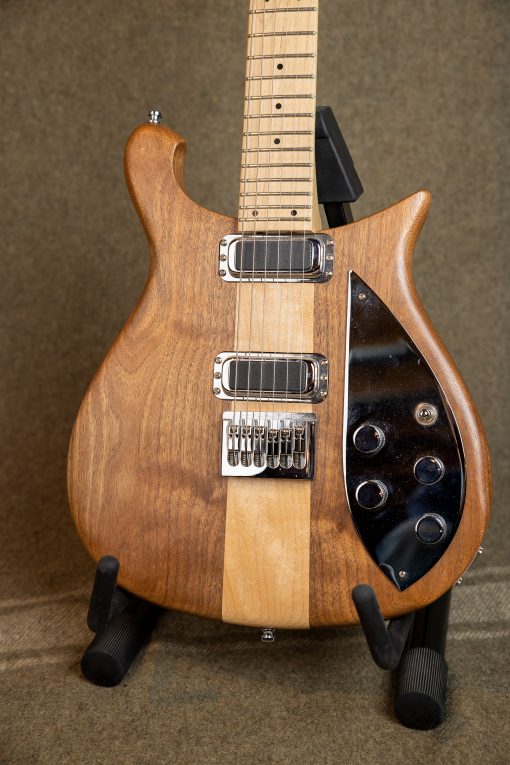 2005 Rickenbacker 650D Dakota Walnut Electric Guitar & OHSC in Flawless Condition