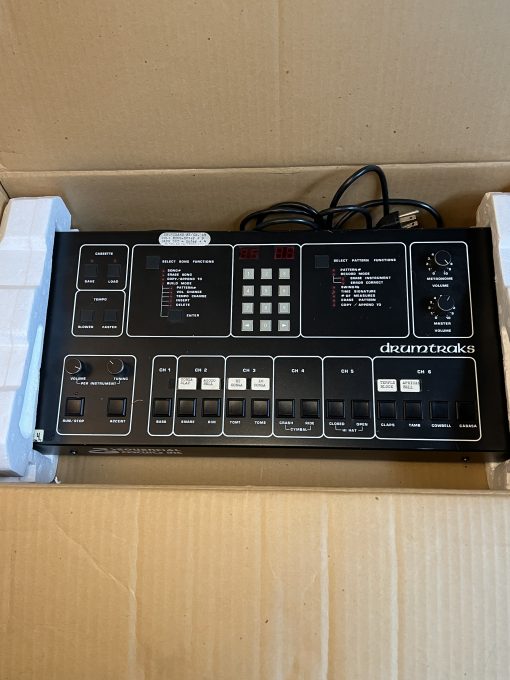 Sequential Circuits DRUMTRAKS w/ Original Box, extras, EPROM's / Maui Recorders Vintage Analog Drum Machine
