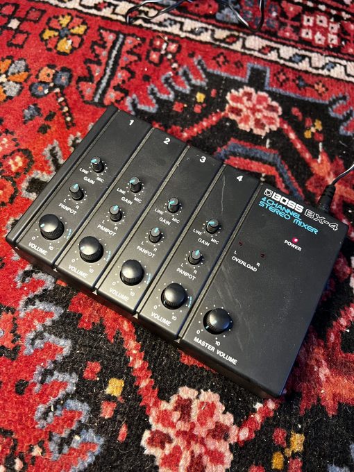 Boss BX-4 - 4-Channel Stereo Mixer