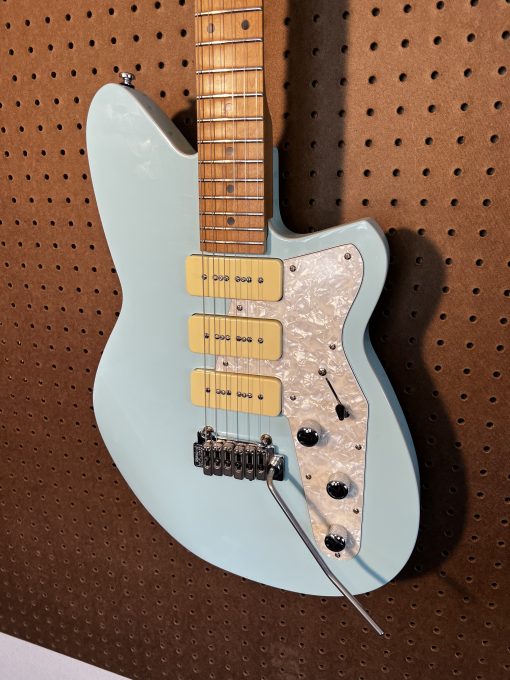 Reverend Jetstream 390 Electric Guitar w/ VIDEO! 3- P90's Korina - Chronic Blue
