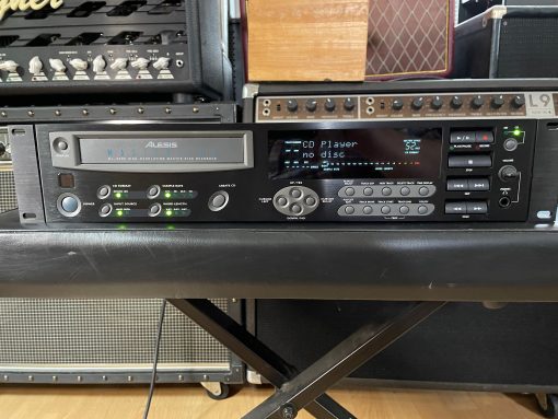 MINT Alesis MasterLink ML-9600 = Two-Track Mastering CD Disc Recorder