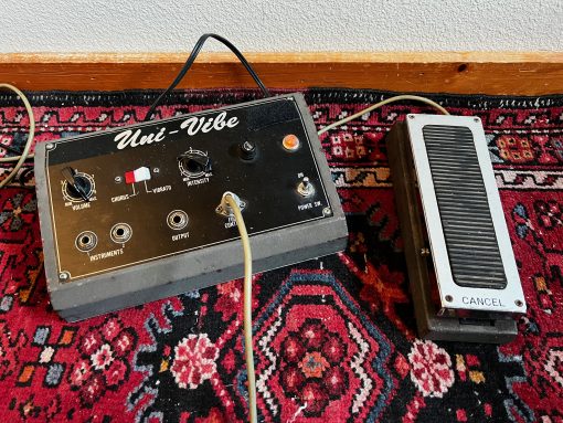 Vintage Shin-ei UNIVIBE Uni-Vibe Pedal / Hendrix - Pink Floyd = in a Box..