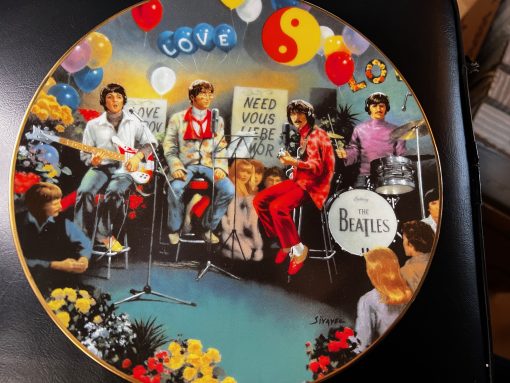 1992 The Beatles ALL YOU NEED IS LOVE Plate COA Box Delphi Bradford - MINT in BOX - 22k Gold