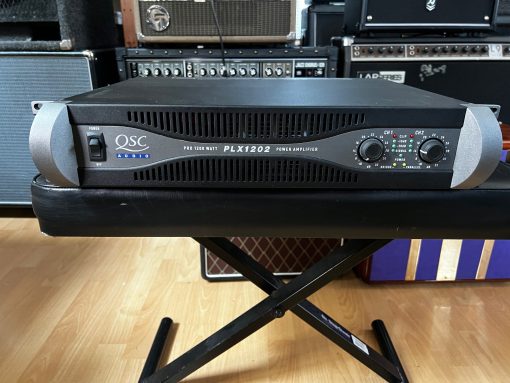 QSC PLX1202 Power Amplifier w/ Manual in MINT Condition