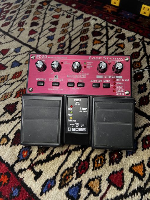 Boss RC-20 Loop Station Looper Pedal / Phrase Recorder / 5.5 min Recording Time