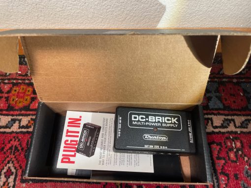 Dunlop DC Brick - Pedalboard Pedal Power Supply w/ cables & box