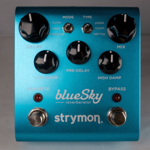 Strymon BlueSky Reverberator V1 Reverb Effect Pedal w/ Box & Power Supply in MINT condition