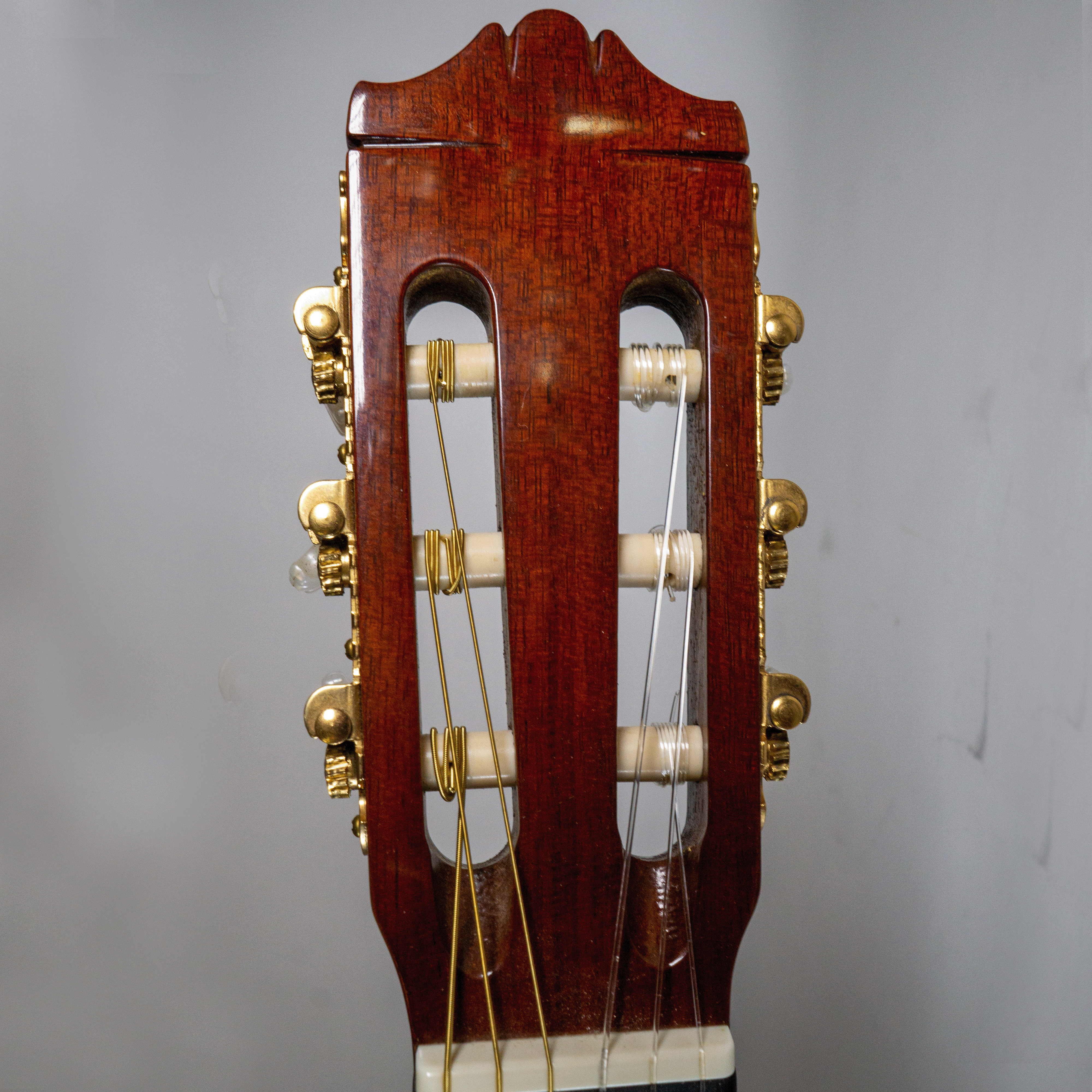 YAMHA クラシックギター CG130A Yamaha CG-130A Nylon String Classical Acoustic Guitar w