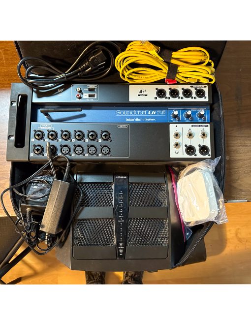 Soundcraft UI 16 Digital Mixer / Netgear Router/ Rackmount / Carrying Case / Extras !