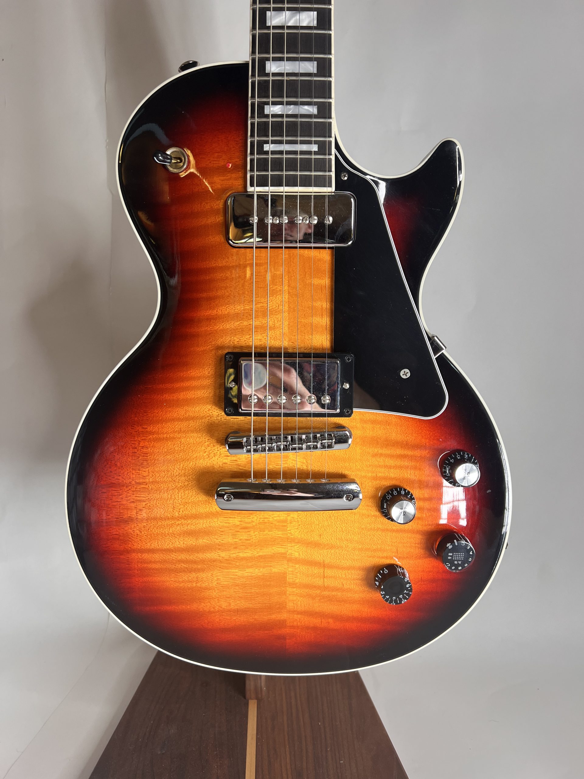 Gibson Les Paul Standard Limited Edition Fireball 2011 P90 Hum Piezo Tunings - Image 13