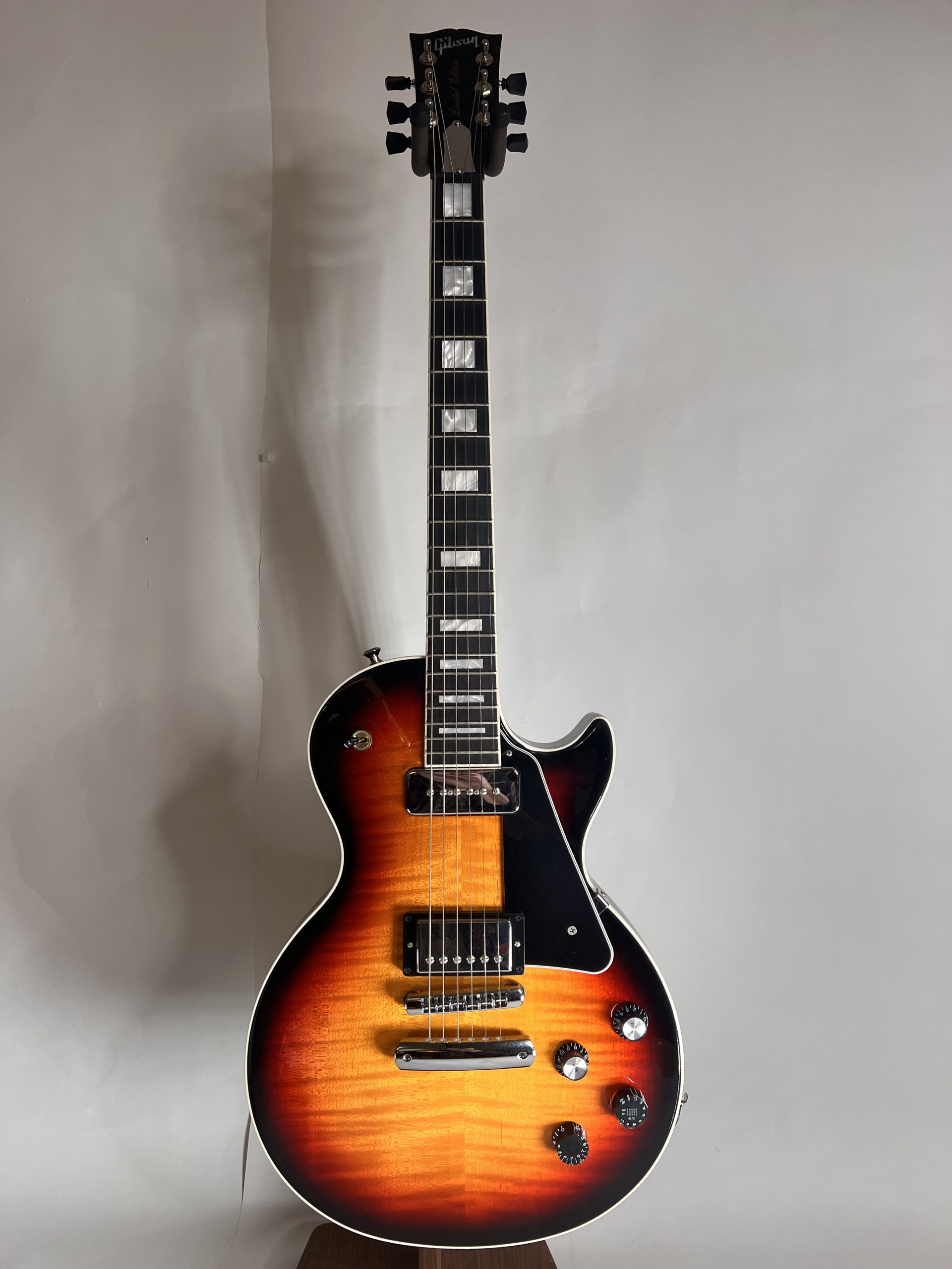 Gibson Les Paul Standard Limited Edition Fireball 2011 P90 Hum Piezo Tunings - Image 12