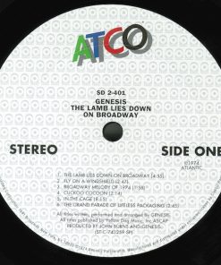 Genesis - The Lamb Lies Down On Broadway-4